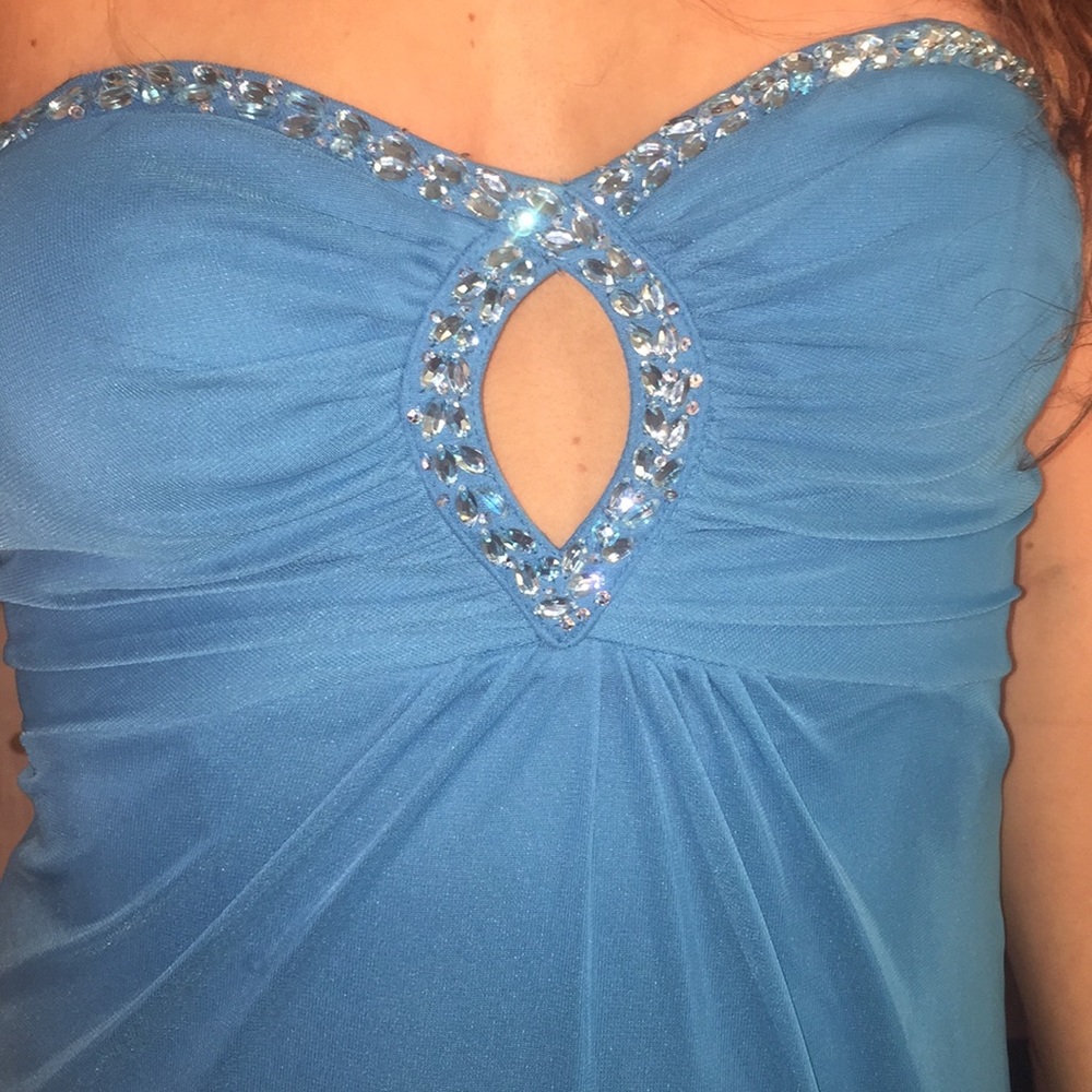 Prom Dress - Long - Picture 3 of 4